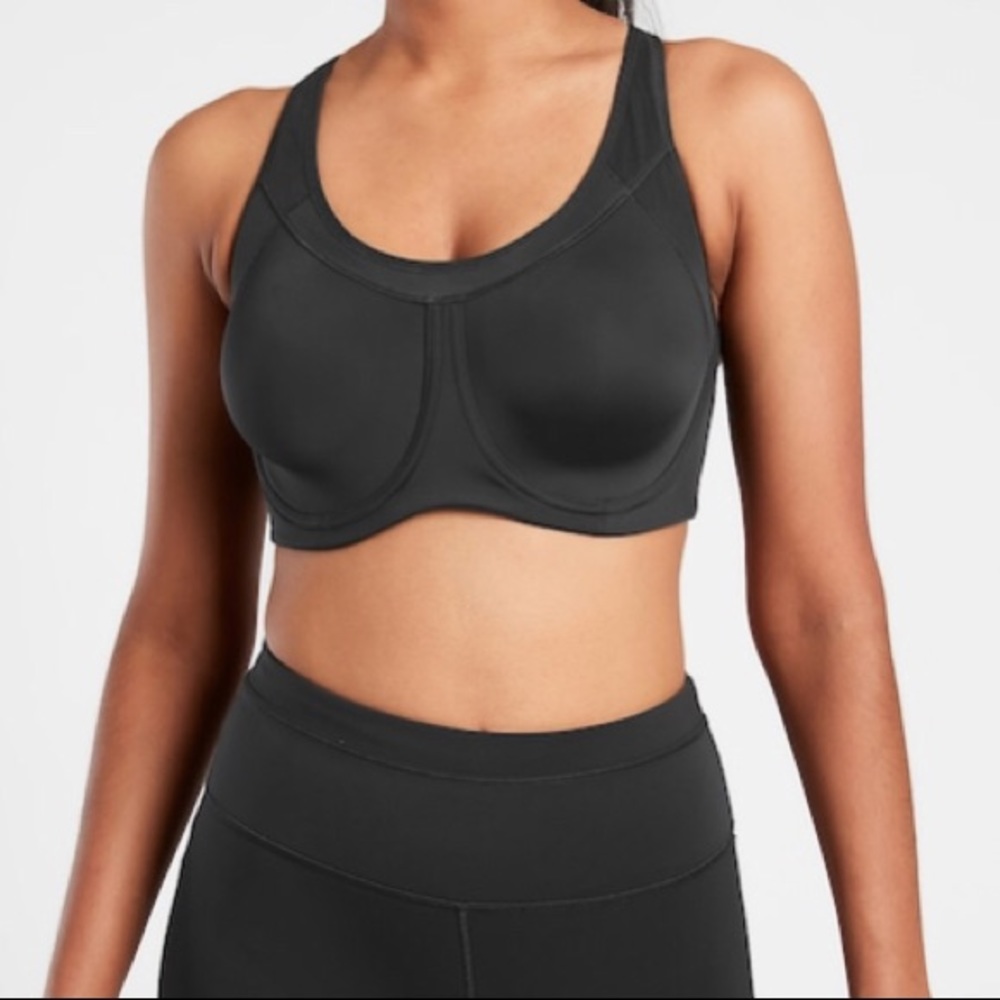 Athleta sports bra 32C